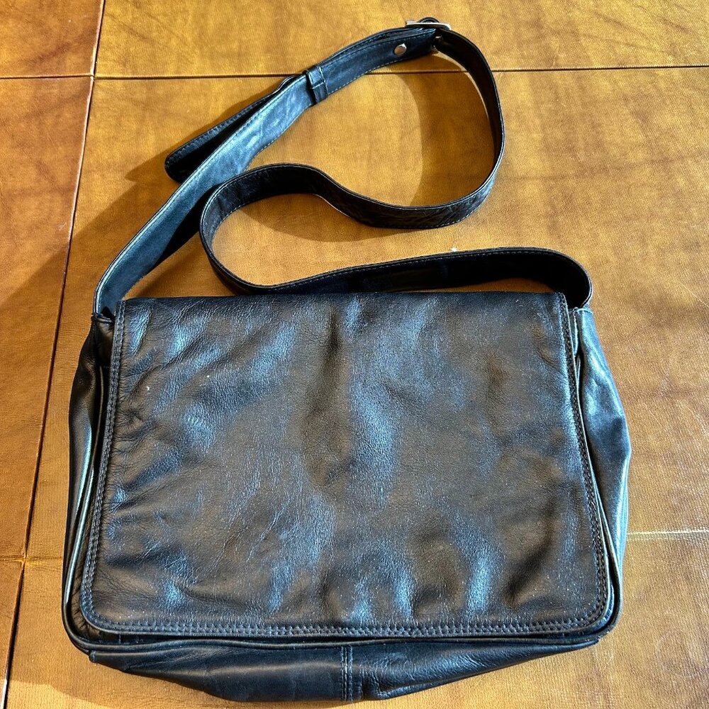 Derek Alexander Black Leather Shoulder Bag Handbag Organizer Messenger EUC!